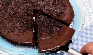 bolo-nega-maluca-receita-bolo-de-chocolate-Tayrine-Borges-Nutricionista